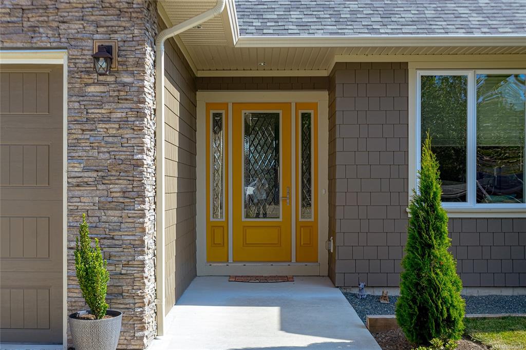 Fifth View of 2104 Colinwood Rd, Sidney, BC, V8L 4H5