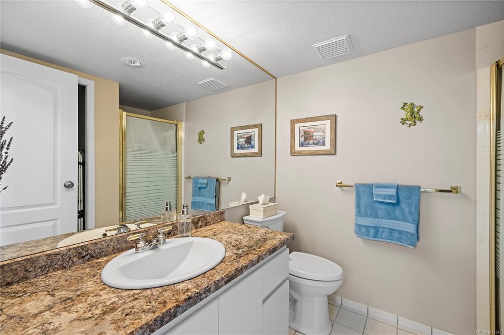 Fourth View of 158 Promenade Dr, Nanaimo, BC, V9R 6M7