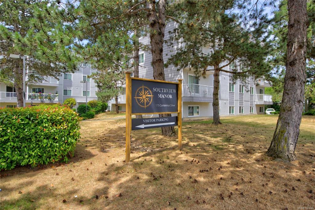 Third View of 175 Centennial Dr, Southview Manor, Courtenay, BC, V9N 7M4