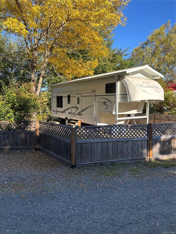 Third View of 2650 Turnbull Rd, Qualicum Beach, BC, V9K 2R2