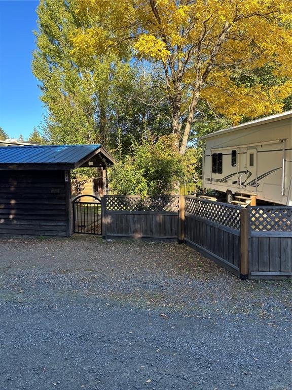 Fourth View of 2650 Turnbull Rd, Qualicum Beach, BC, V9K 2R2