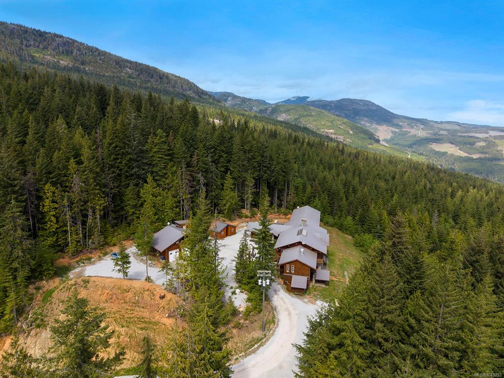 Fifth View of 8100 Forbidden Plateau Rd, Courtenay, BC, V9J 1L2