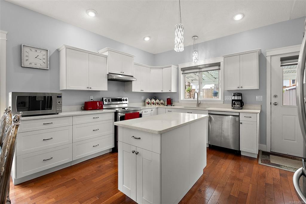 Fourth View of 3085 Sherman Rd, Brookside Gates, Duncan, BC, V9L 2C1