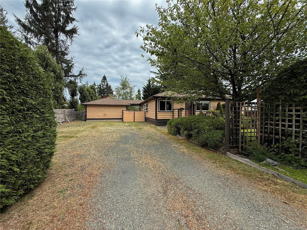 Fifth View of 634 Holm Rd, Campbell River, BC, V9W 1W4