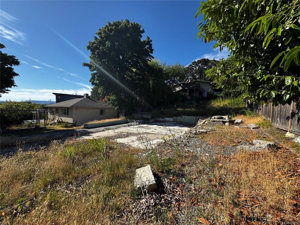 1258 Woodway Rd, 1043276, BC,