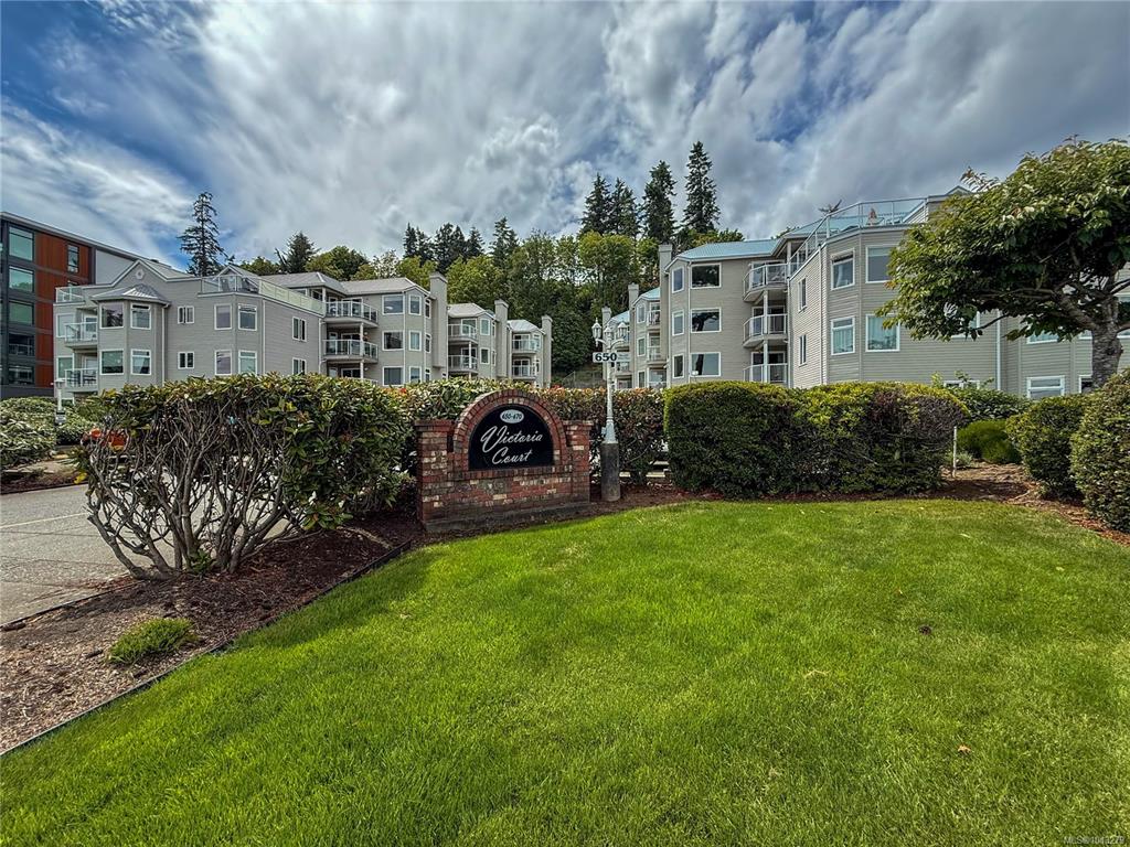 650 Island Hwy S, 1043279, BC,