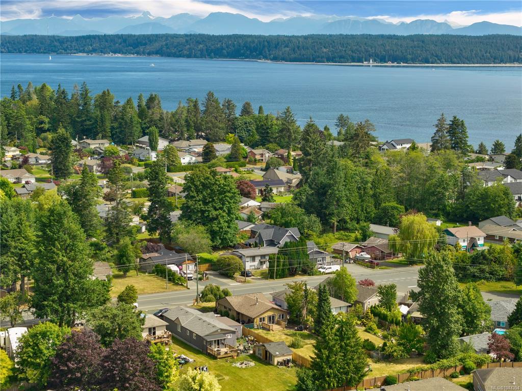 Third View of 221 Hilchey Rd, Campbell River, BC, V9W 1P5