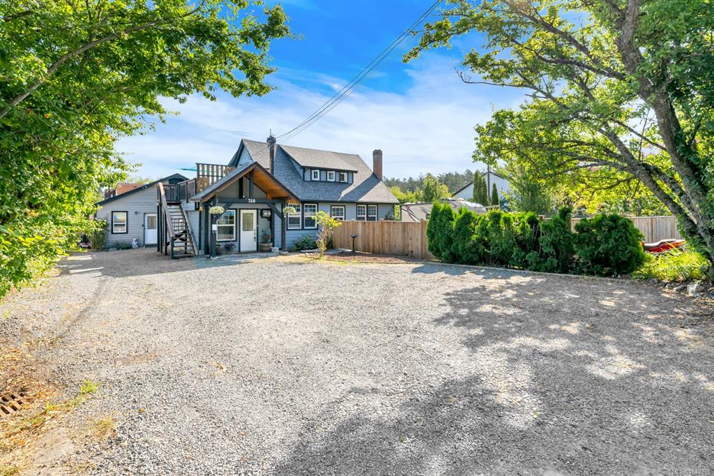 740 Newbury St, 1043305, BC,
