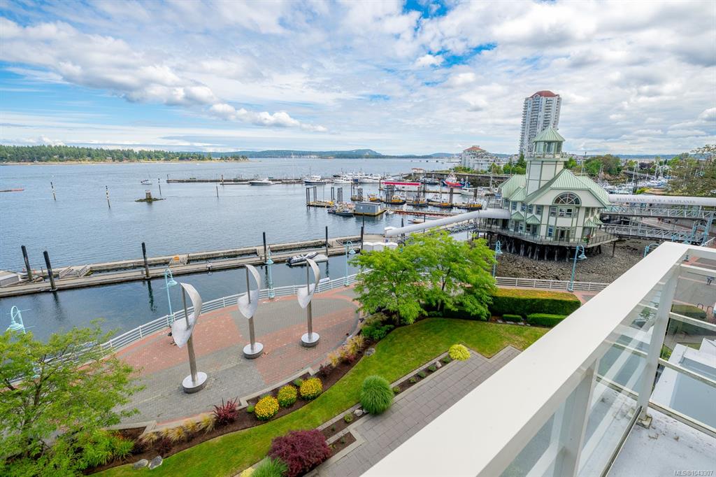 38 Front St, 1043307, BC,