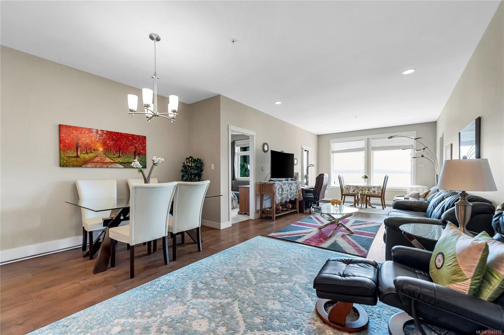 Fourth View of 1533 Joan Ave, THE MEWS, Crofton, BC, V0R 1R0