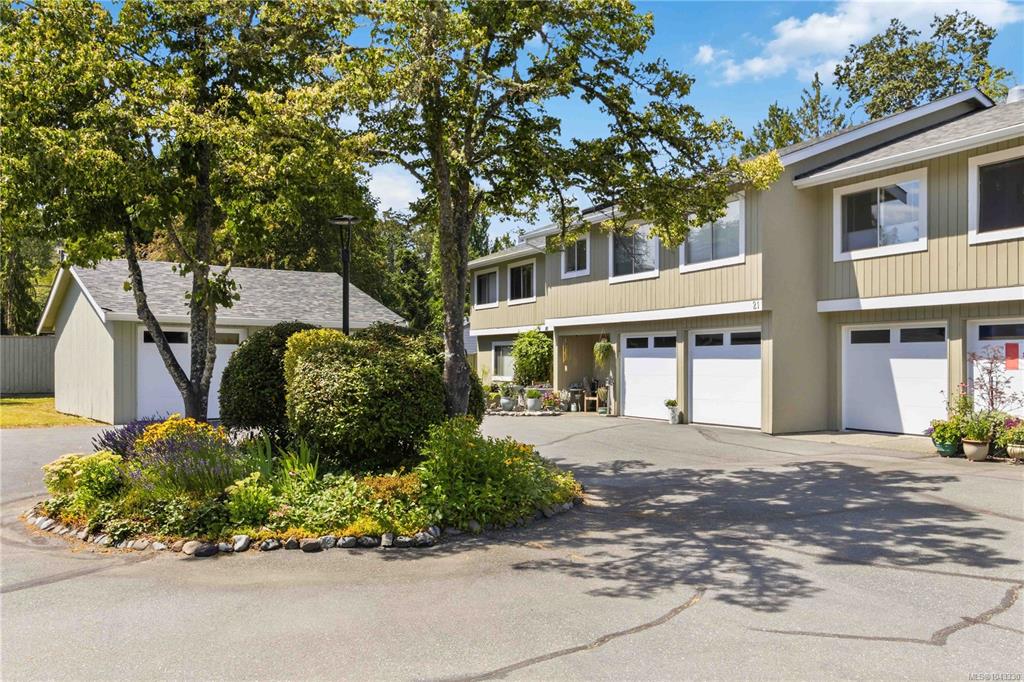 2020 White Birch Rd, 1043330, BC,