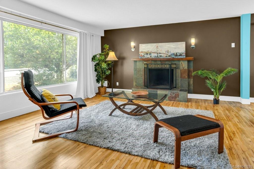 1746 Meredith Rd, 1043331, BC,