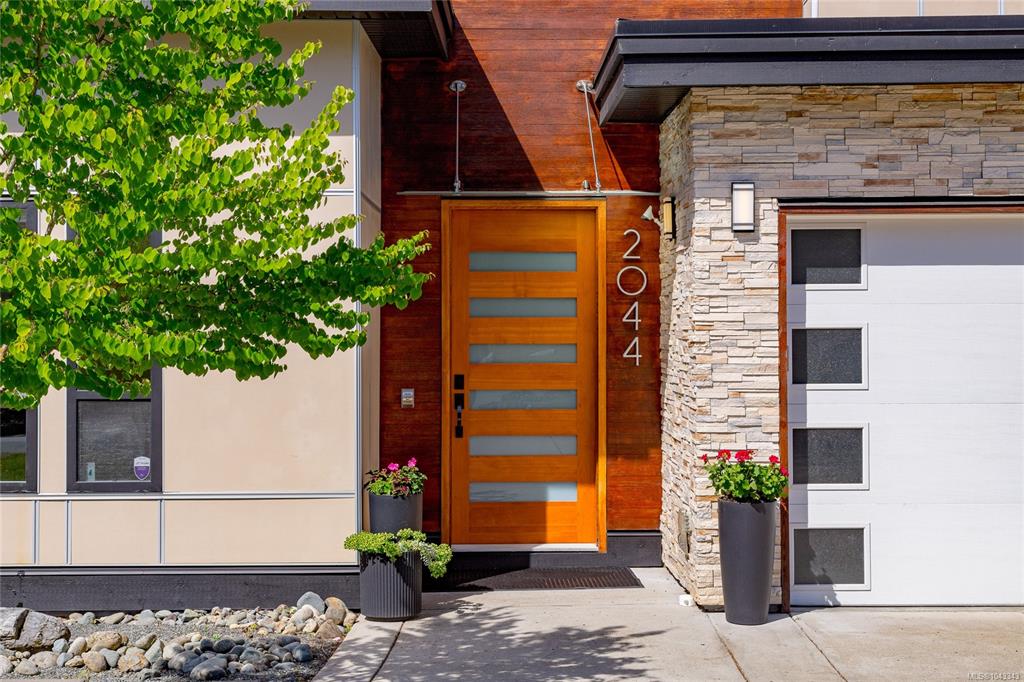 Fourth View of 2044 Rivers Crossing, Highlands, BC, V9B 0S6