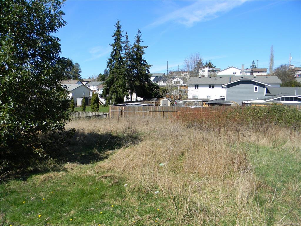 Third View of 2202 Meredith Rd, Nanaimo, BC, V9S 2N3