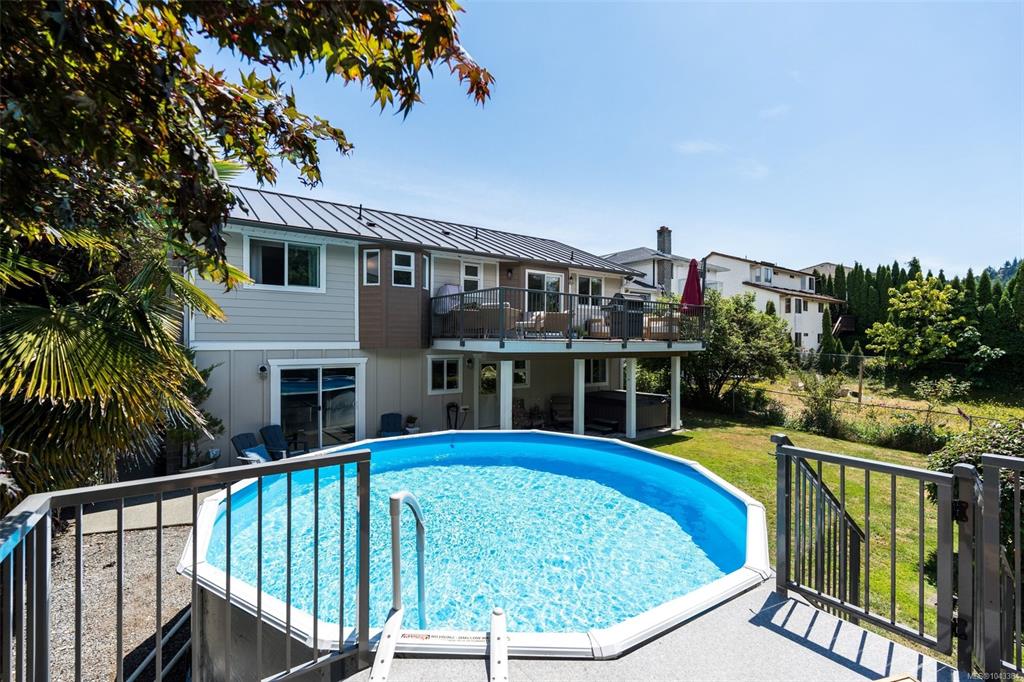 Fifth View of 3036 Brittany Dr, Colwood, BC, V9B 5P7