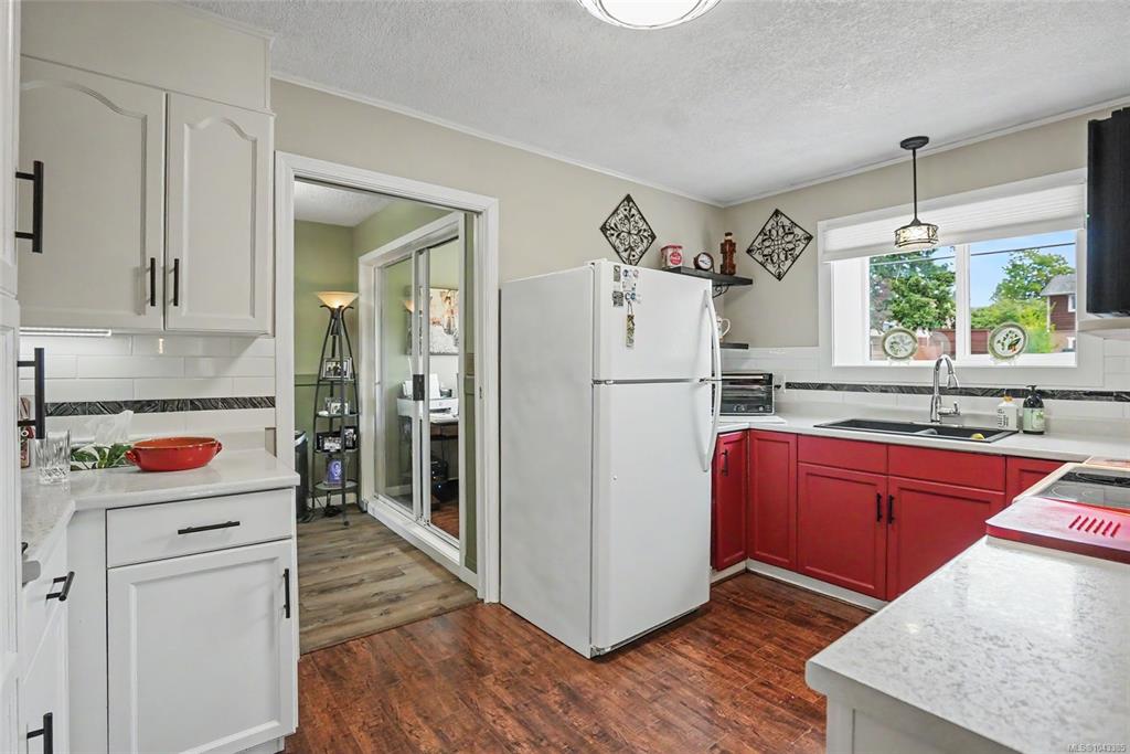 Fifth View of 2195 Tulsa Rd, Nanaimo, BC, V9S 5S2
