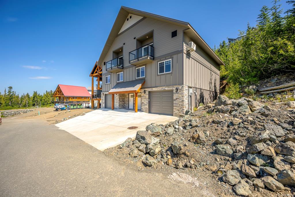 Third View of 1328 Nordic Dr, Courtenay, BC, V9J 1L0