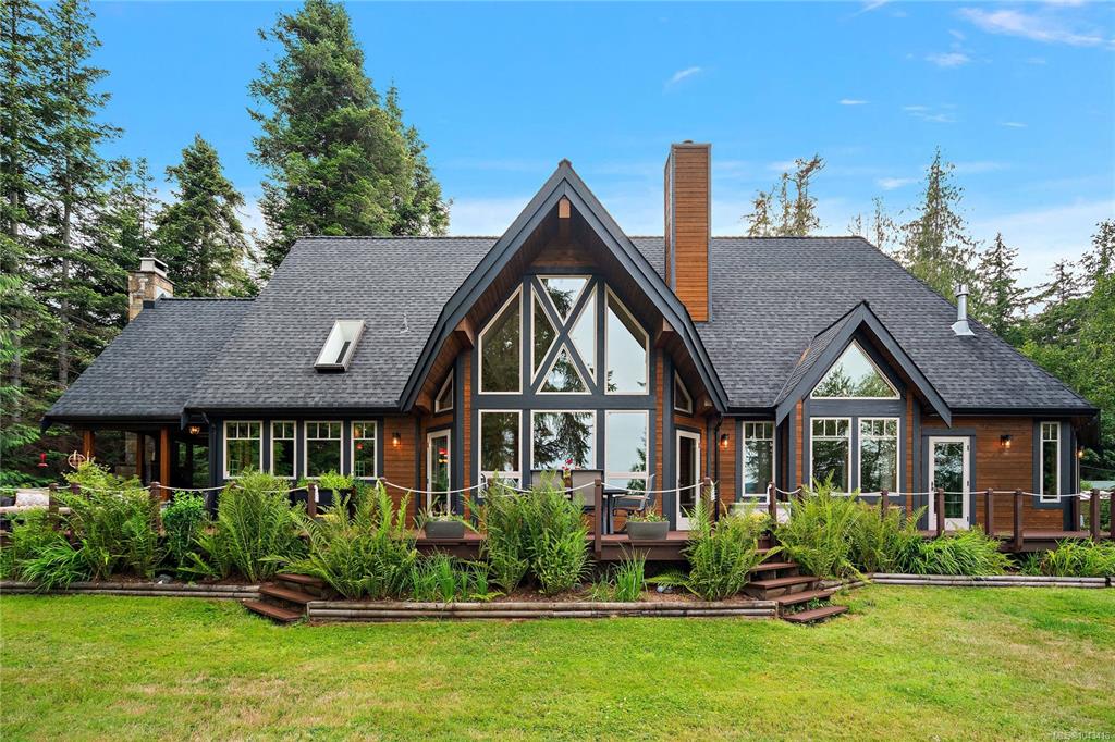 Second View of 7928 White Duck Rd, Fanny Bay, BC, V0R 1W0