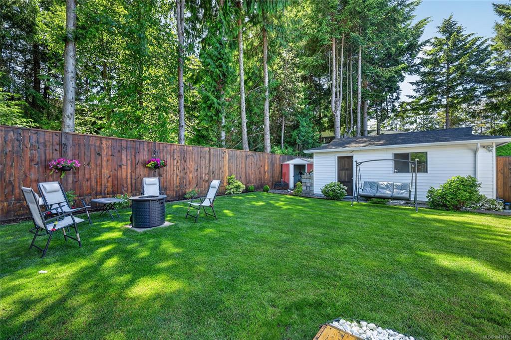 Second View of 6421 Portsmouth Rd, Nanaimo, BC, V9V 1A3
