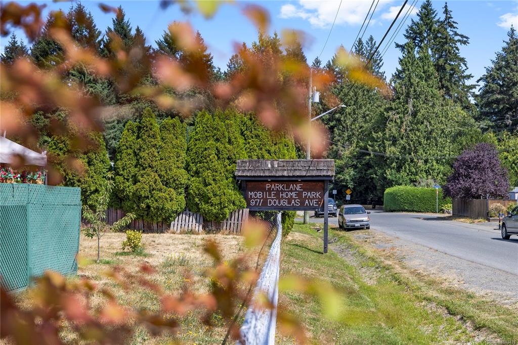 Fifth View of 971 Douglas Ave, Nanaimo, BC, V9R 6C1