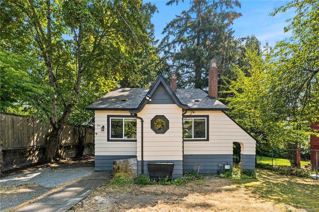 308 Holly Ave, 1043443, BC,