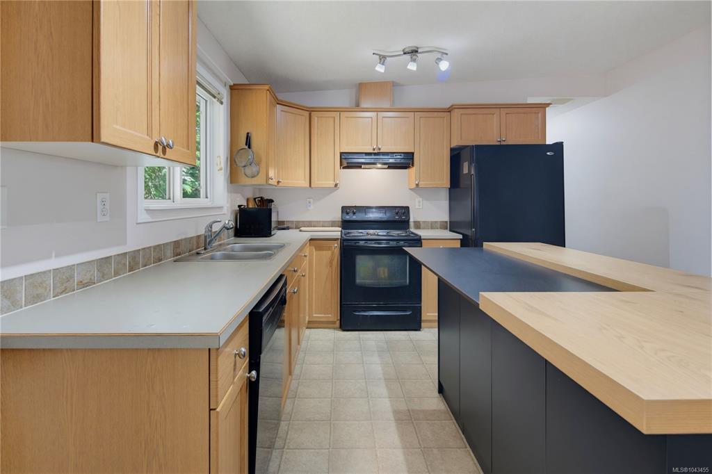 Fourth View of 1048 Fitzgerald Rd, Shawnigan Station, Shawnigan Lake, BC, V8H 2H8