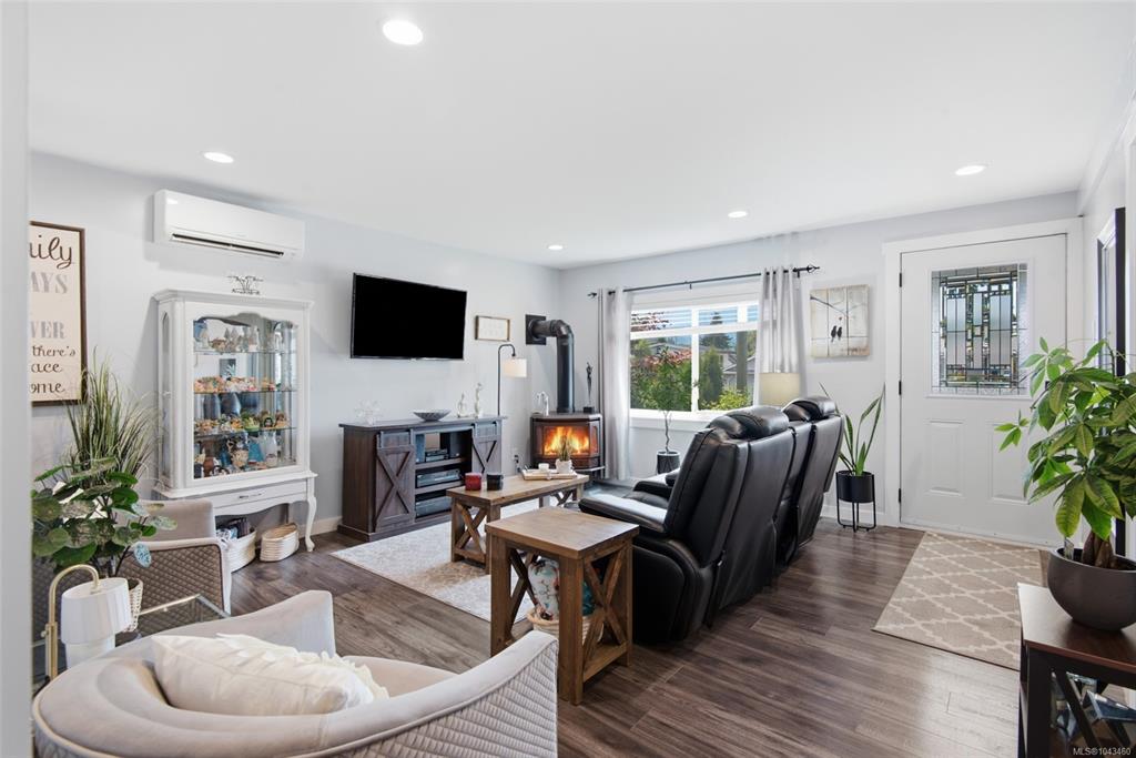 Third View of 4853 Gertrude St, Port Alberni, BC, V9Y 6K6