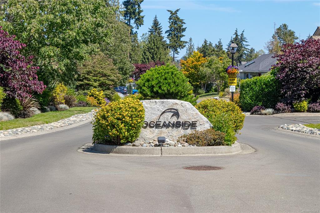 Third View of 618 Windward Way, OCEANSIDE, Qualicum Beach, BC, V9K 2K4