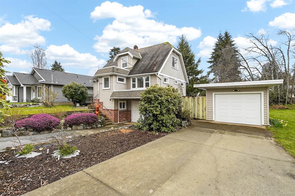 5118 Compton Rd, 1043517, BC,