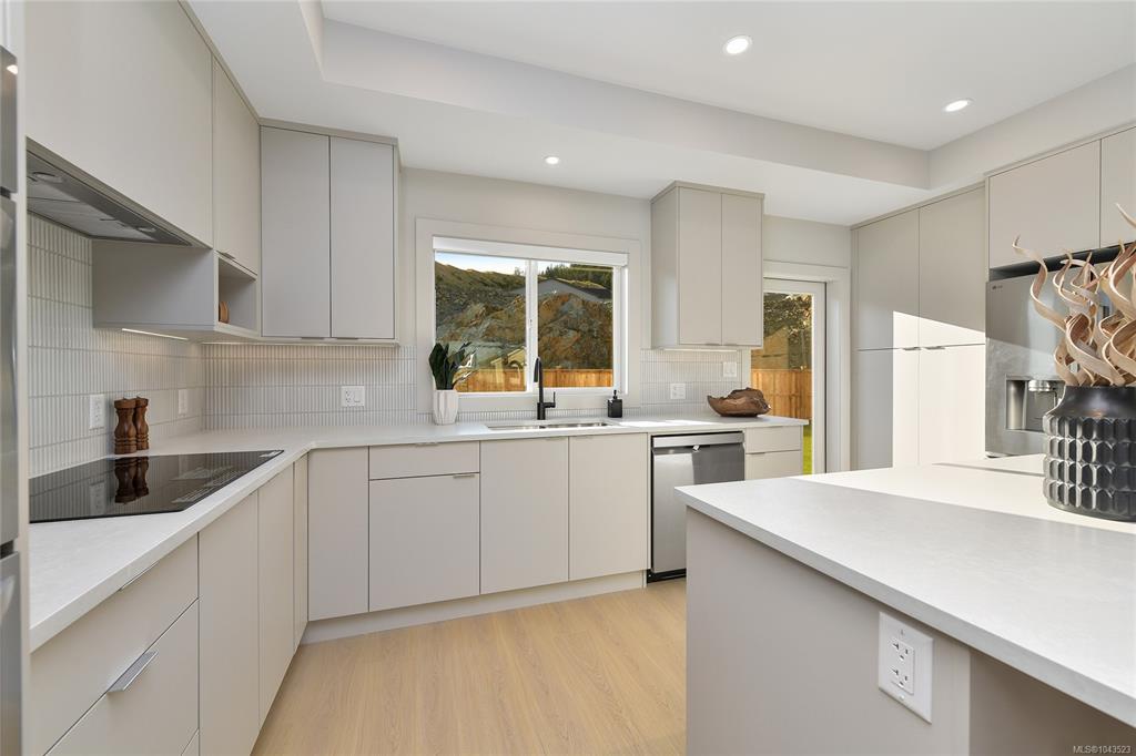 Fifth View of 2533 Alabaster Crt, Langford, BC, V9B 5N1