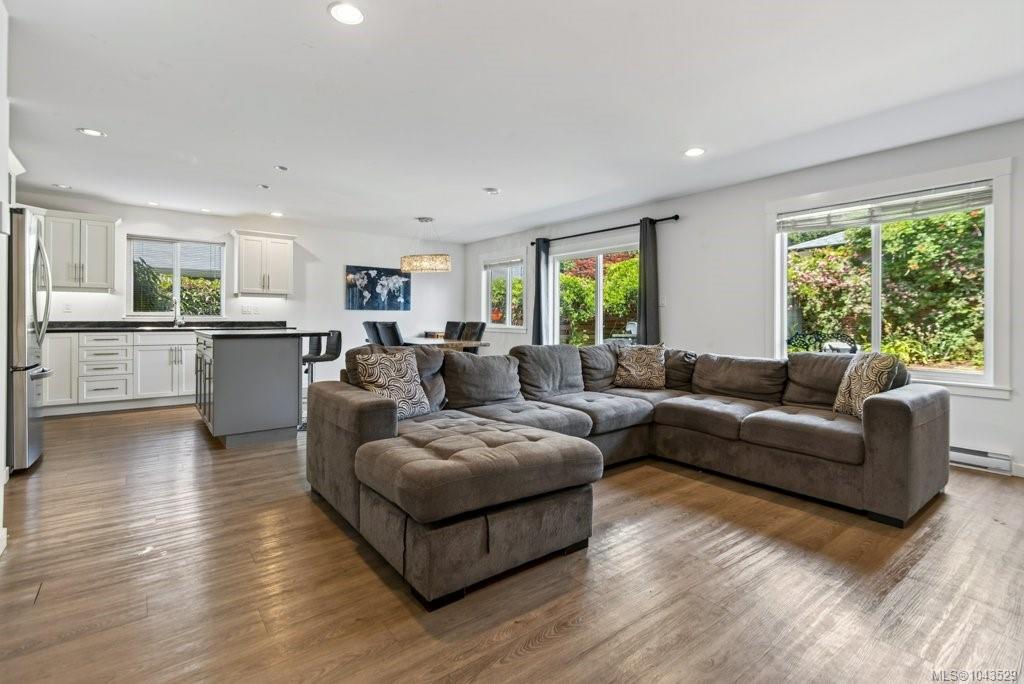 Third View of 2270 Mckenzie Ave, Comox, BC, V9M 1J1