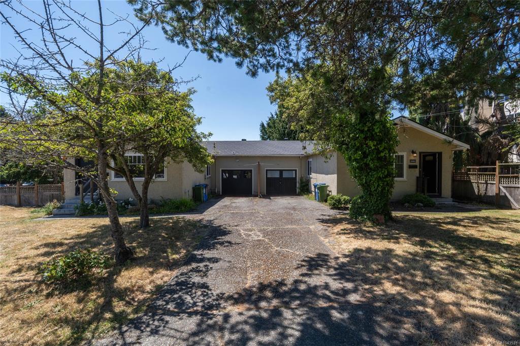 Fifth View of 2442 2462 Eastdowne Rd, Oak Bay, BC, V8R 5P8
