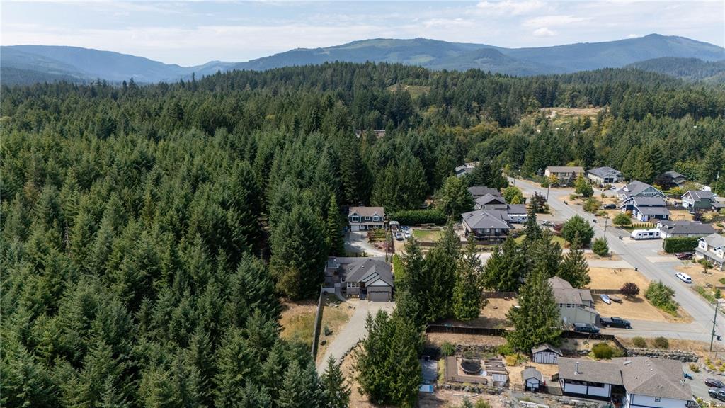 Third View of 2192 Baron Rd, Cobble Hill, BC, V8H 0K4