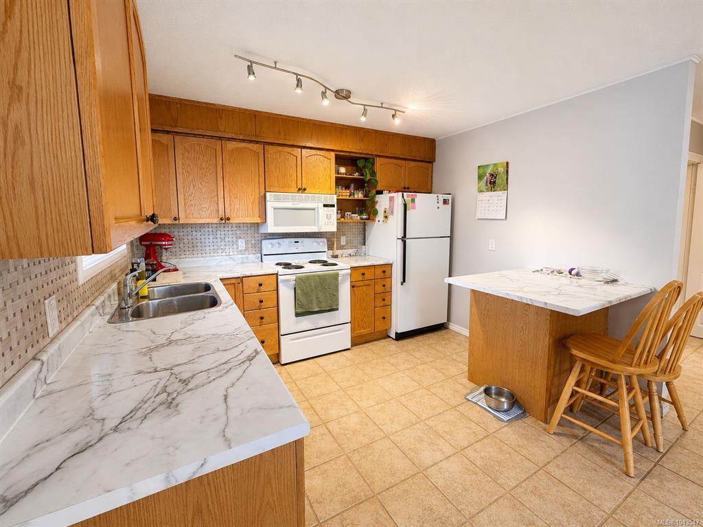 Fifth View of 6010 River Rd, Port Alberni, BC, V9Y 6Z6