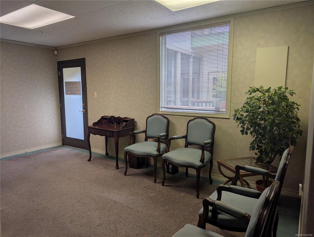 Third View of 919 Fort St, Victoria, BC, V8V 3K3