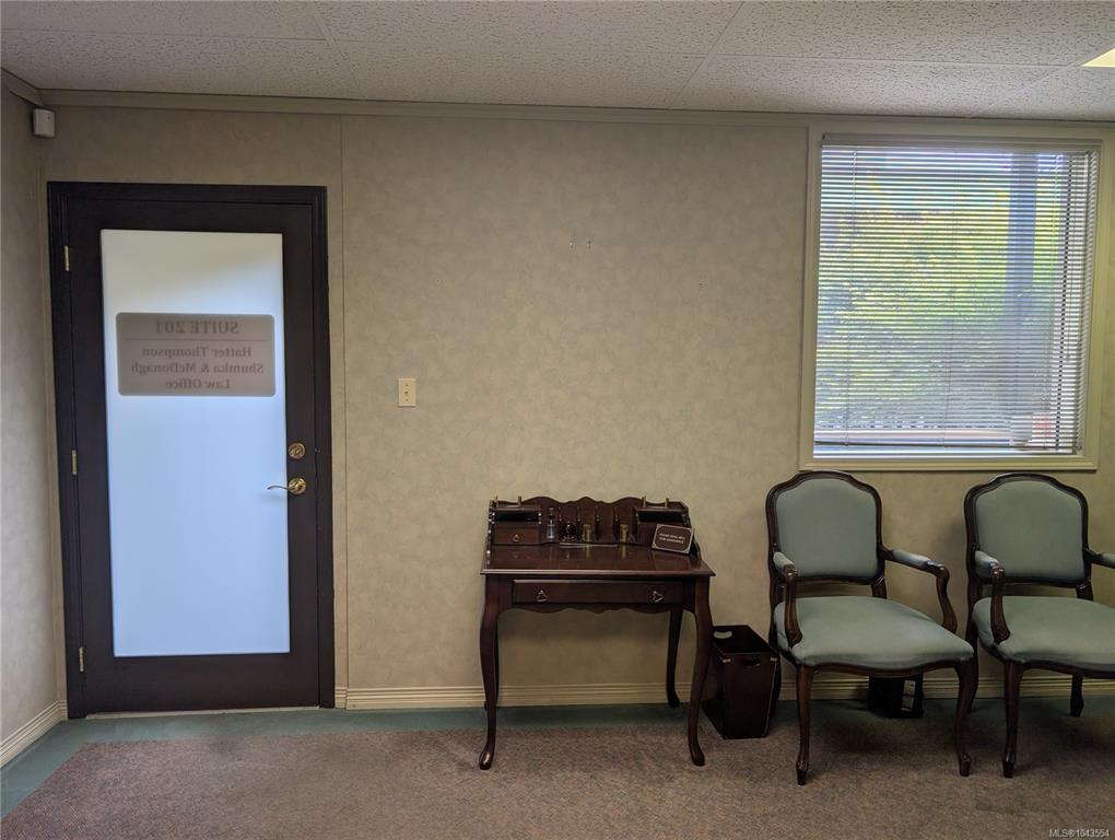 Fourth View of 919 Fort St, Victoria, BC, V8V 3K3