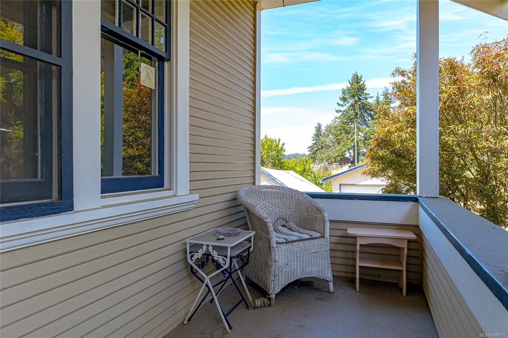 Fourth View of 4014 Holland Ave, Saanich, BC, V8Z 5K1