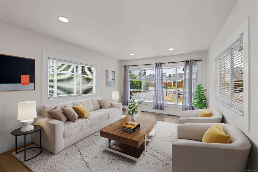 Third View of 1247 Arbutus Rd, Parksville, BC, V9P 1R3