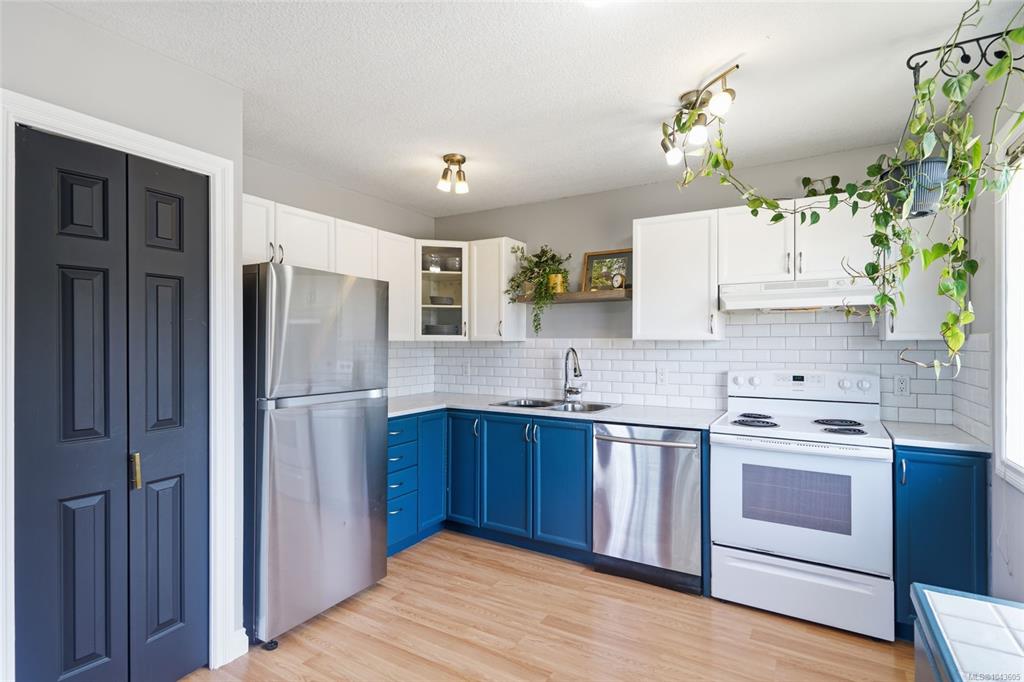 Fourth View of 4801 Hammond Bay Rd, Nanaimo, BC, V9T 5V7