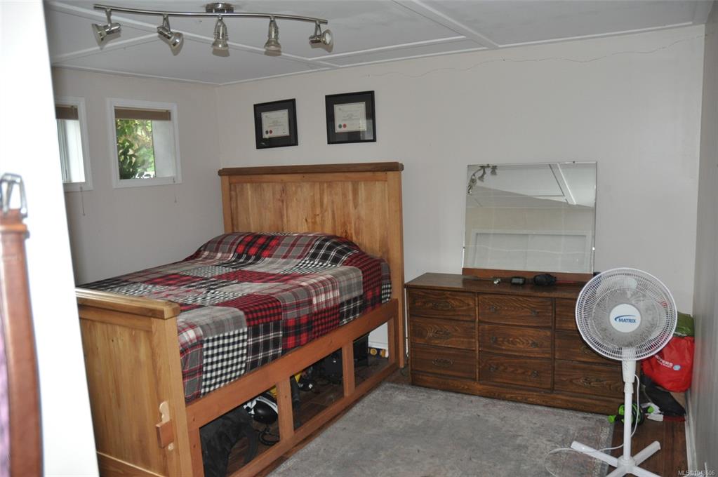 Fifth View of 4719 West Saanich Rd, Saanich, BC, V8Z 3G9