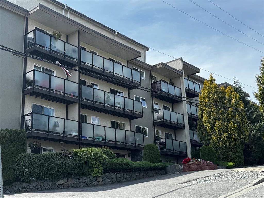 275 Cypress St, 1043620, BC,