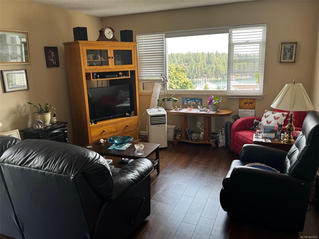 Fifth View of 275 Cypress St, Nanaimo, BC, V9S 5J9