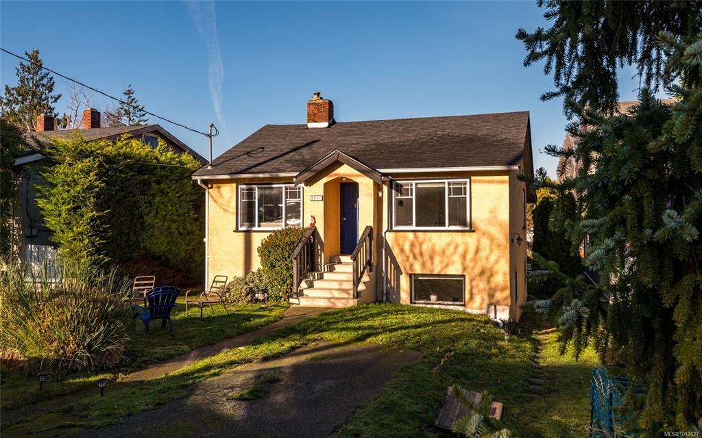 Third View of 3026 Donald St, Saanich, BC, V9A 1Y2