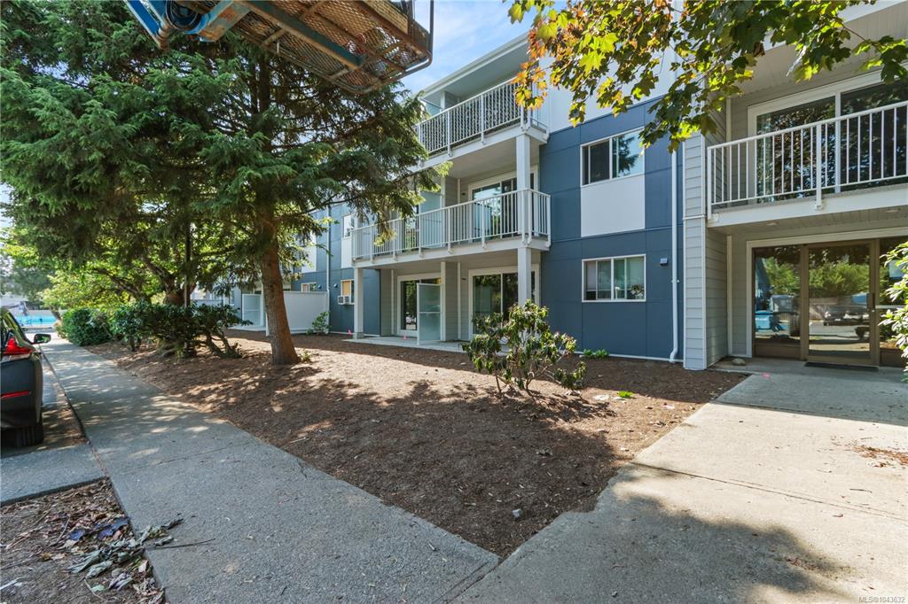 1600 Dufferin Cres, 1043632, BC,