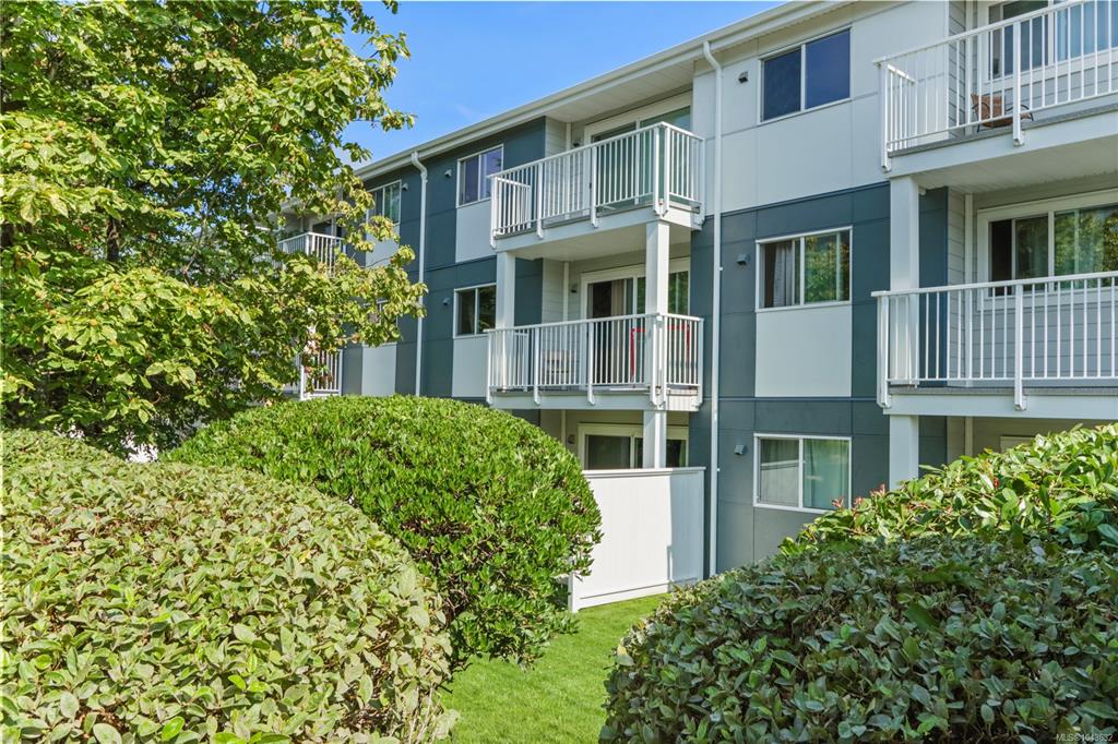 Fourth View of 1600 Dufferin Cres, Dufferin Courts, Nanaimo, BC, V9S 5N2