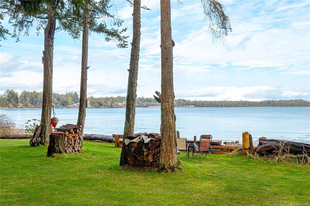 Fifth View of 1552 Terrien Rd, Nanoose Bay, BC, V9P 9C3