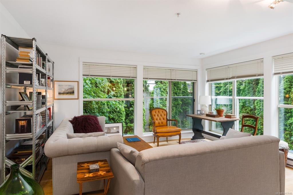 Fourth View of 1155 Yates St, Wilden Lofts, Victoria, BC, V8V 3N1