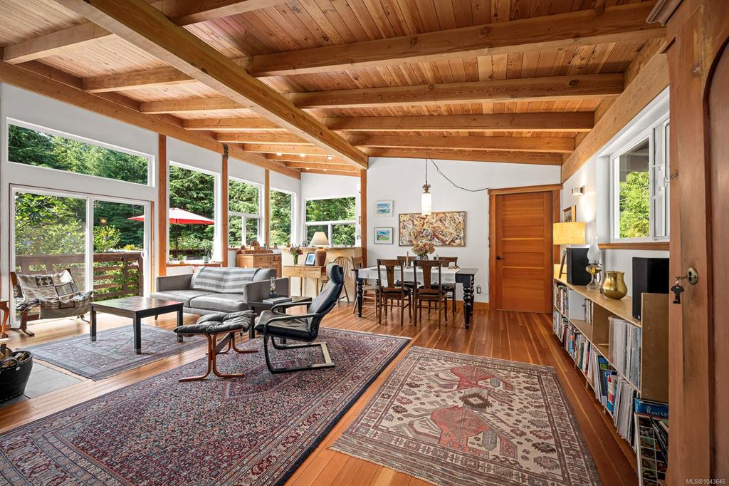 Third View of 927 Siskin Lane, Cortes Island, BC, V0P 1K0