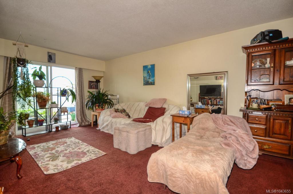 Third View of 848 Esquimalt Rd, Esquimalt, BC, V9A 6W9