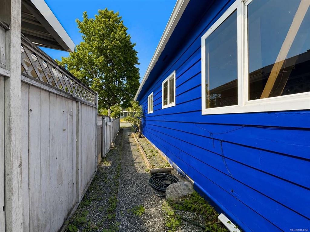 Fifth View of 4586 Beale St, Port Alberni, BC, V9Y 5P8